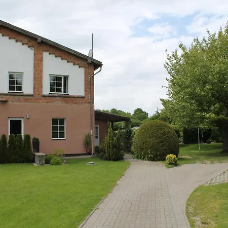 Gerda In Ostseenaehe * Hinter Bollhagen